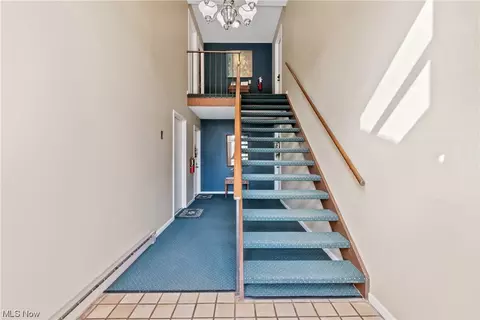 Entry Way - 1818 Harbour Cir NW #12C, Canton, OH 44708 photo 1 of 1