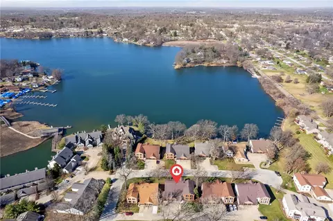 View/Area - 1818 Harbour Cir NW #12C, Canton, OH 44708 photo 1 of 4