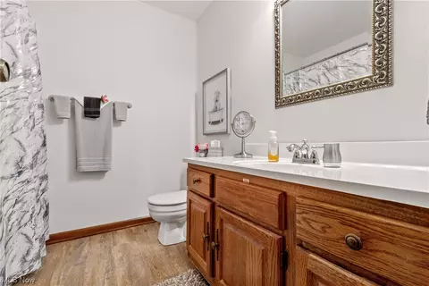 Bath - 1818 Harbour Cir NW #12C, Canton, OH 44708 photo 1 of 2