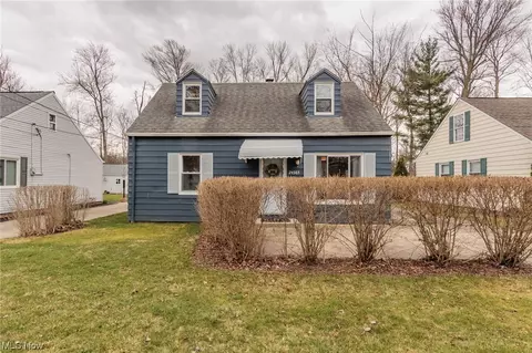 24365 Hedgewood Ave, Westlake, OH 44145