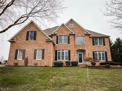 4441 Lakeview Glen Dr, Medina, OH 44256