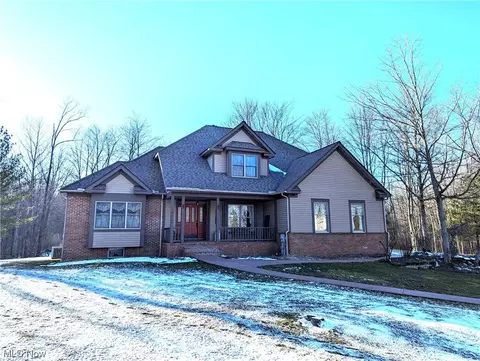 10450 Kile Rd, Chardon, OH 44024