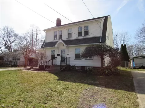Exterior - 615 Myrtle Ave, Ashtabula, OH 44004 photo 2 of 7