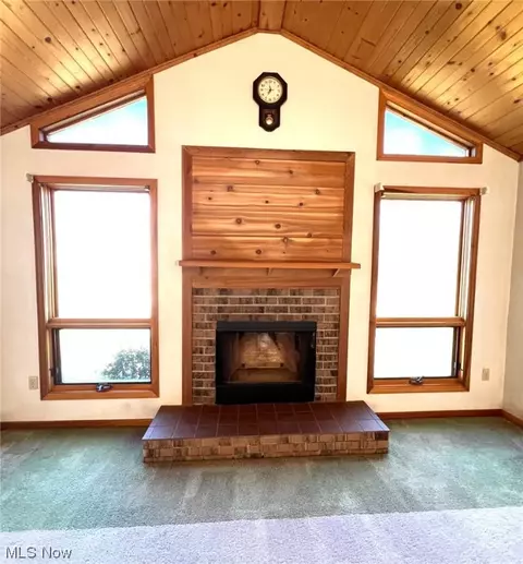 Living - 46292 Cedar Way, Rogers, OH 44455 photo 1 of 1