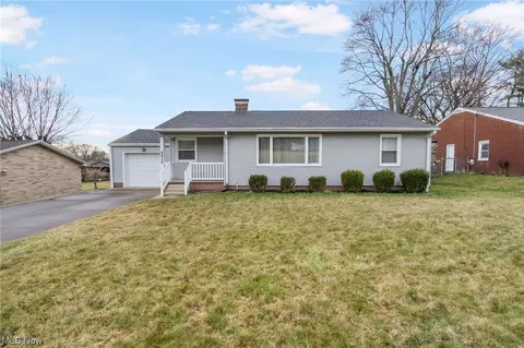 4639 Roosevelt Ave NE, Canton, OH 44705