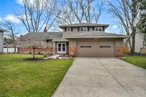 4608 Mcfarland Rd, South Euclid, OH 44121