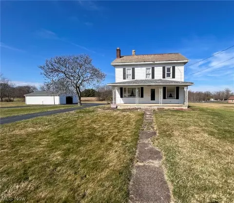 12144 South Ave, North Lima, OH 44452
