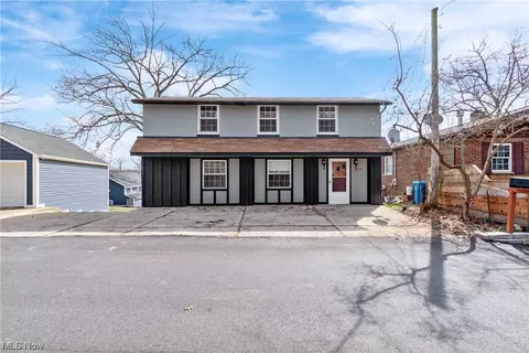 4279 State Park Dr, New Franklin, OH 44319