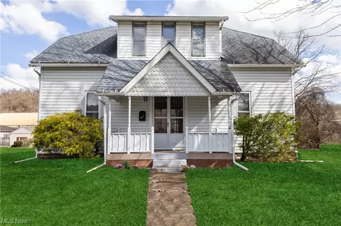 2822 Charles St, Wellsburg, WV 26070