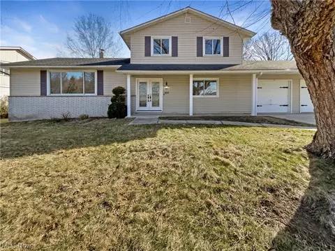 501 Snavely Rd, Cleveland, OH 44143