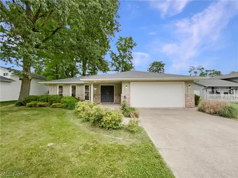 1621 Dorchester Dr, Brunswick, OH 44212