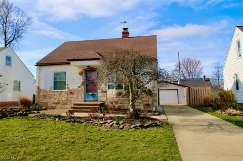316 E 329th St, Willowick, OH 44095