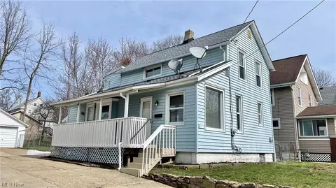 925 Oregon Ave, Akron, OH 44314