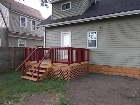 527 Ohio St, Elyria, OH 44035 photo 6