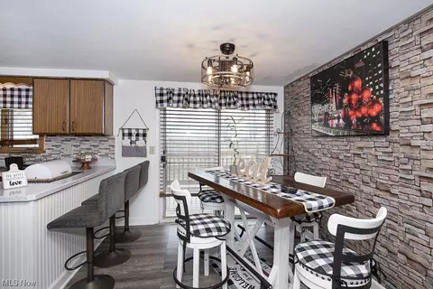 Dining - 41859 Earlene Ct, Elyria, OH 44035 photo 1 of 2