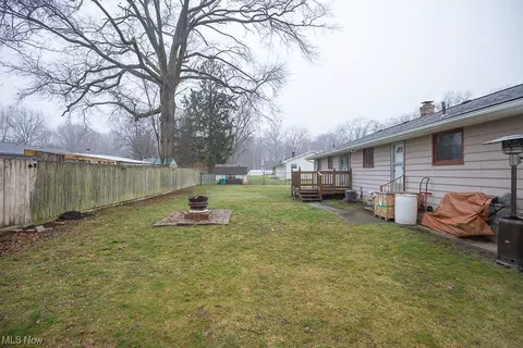 Exterior - 41859 Earlene Ct, Elyria, OH 44035 photo 2 of 3