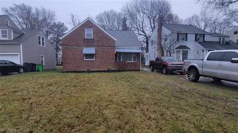1223 S Belvoir, South Euclid, OH 44121