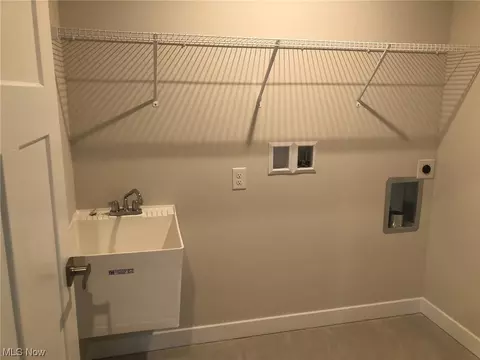 310 Ridgewater Dr, Elyria, OH 44035 photo 14