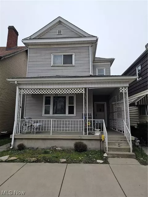 219 N 5th St, Martins Ferry, OH 43935