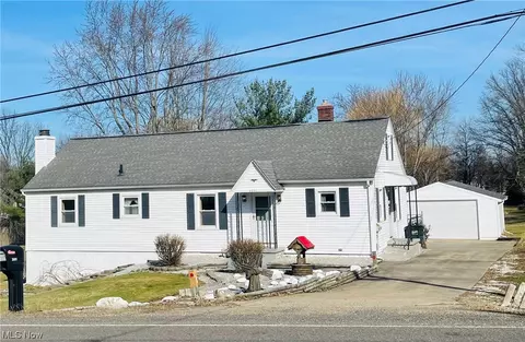 3691 Albrecht Ave, Akron, OH 44312