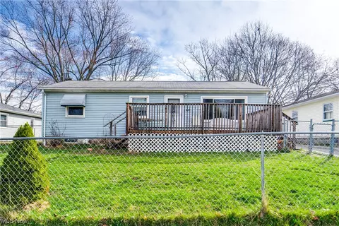 565 Celia Ave, Akron, OH 44312