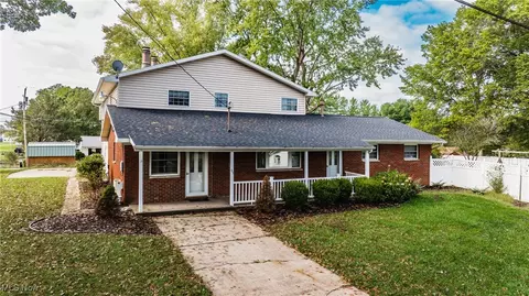 65 Sun St, Parkersburg, WV 26101