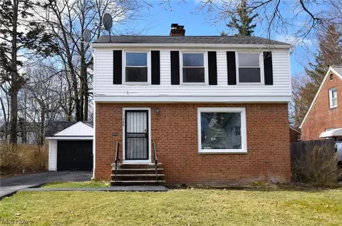 1360 Avondale Rd, South Euclid, OH 44121