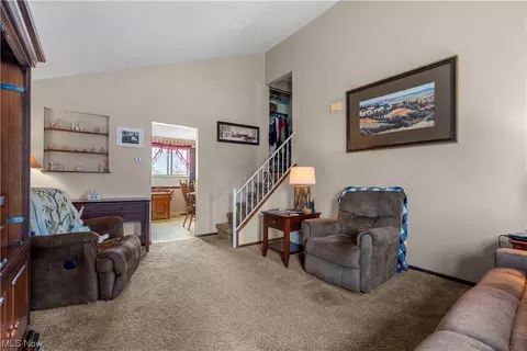 124 Overmont Ave SW, Massillon, OH 44646 photo 7