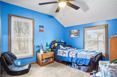 Bedroom - 18081 Derr Ave, Beloit, OH 44609 photo 4 of 7