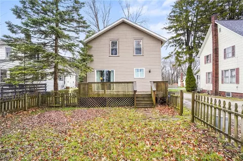 Exterior - 18081 Derr Ave, Beloit, OH 44609 photo 2 of 10