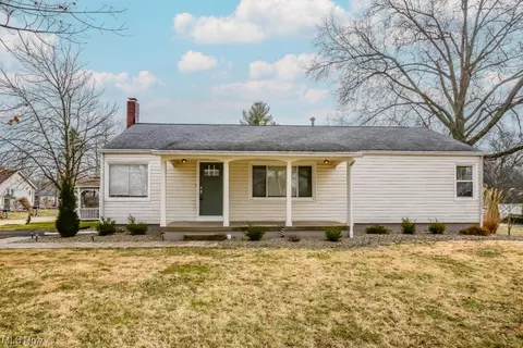 3080 Beechwood Ave, Alliance, OH 44601