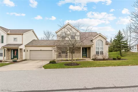 3797 Heron Ct, Stow, OH 44224