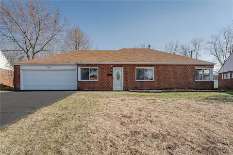 709 Willow Dr, Euclid, OH 44132