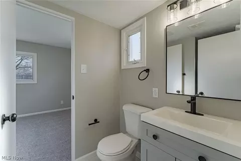 Bath - 709 Willow Dr, Euclid, OH 44132 photo 1 of 3