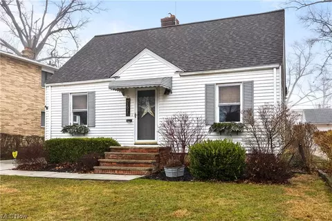 Exterior - 767 E 232nd St, Euclid, OH 44123 photo 3 of 7