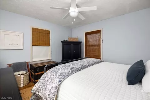 Bedroom - 767 E 232nd St, Euclid, OH 44123 photo 3 of 10