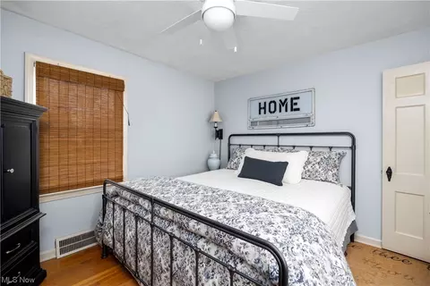Bedroom - 767 E 232nd St, Euclid, OH 44123 photo 1 of 10