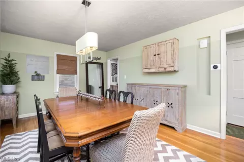 Dining - 767 E 232nd St, Euclid, OH 44123 photo 3 of 4