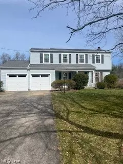 187 Kenwick Dr, Northfield, OH 44067