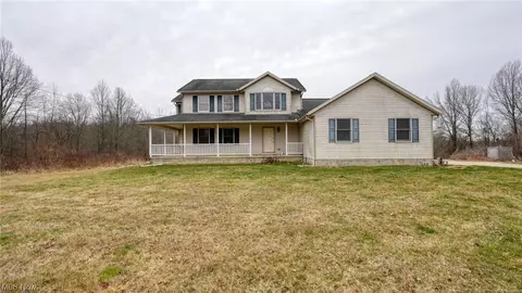3752 Holmes Rd, Cambridge, OH 43725