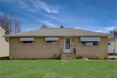 871 Audrey Dr, Eastlake, OH 44095