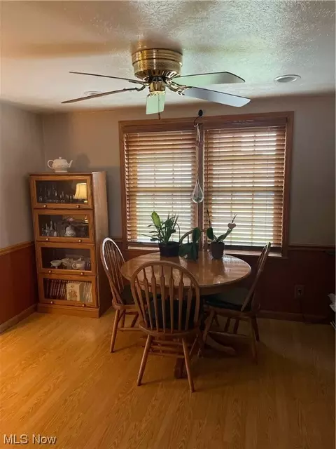 911 N 3rd St, Dennison, OH 44621 photo 4