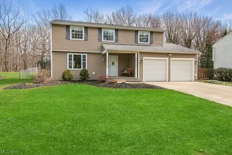 6635 Ivana Ct, Mentor, OH 44060