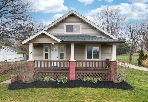 2869 Old Home Rd, Akron, OH 44312