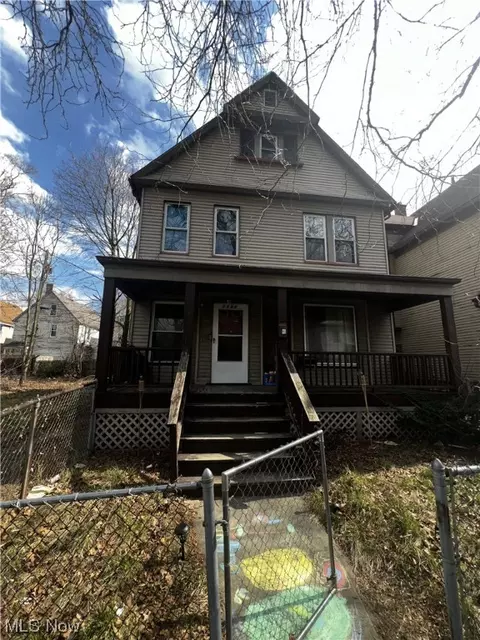 1365 E 89th St, Cleveland, OH 44106
