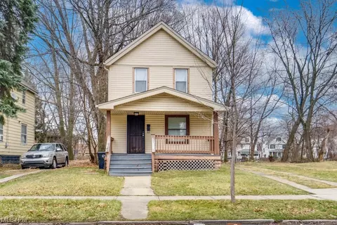 895 E 144th St, Cleveland, OH 44110