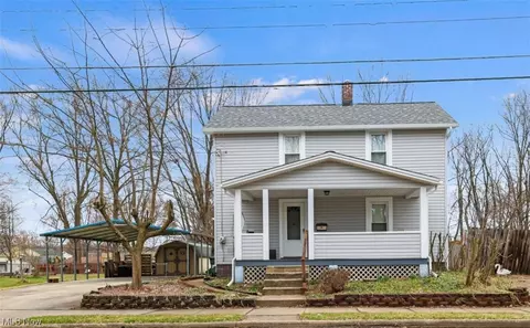 1144 Rebecca St, Wooster, OH 44691