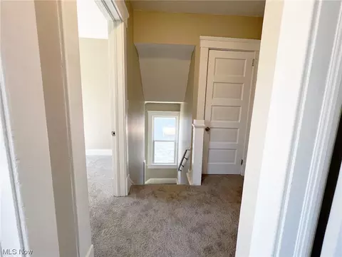 Entry Way - 1969 E 31st St, Lorain, OH 44055 photo 5 of 6