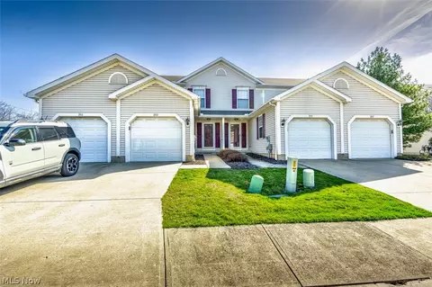 353 Angela Ln, Avon Lake, OH 44012