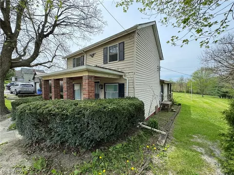 71686 St Clairsville St, Saint Clairsville, OH 43950